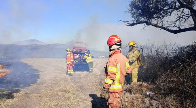 SE ENCUENTRAN CONTENIDOS LOS INCENDIOS DE TULUMBA, SAUCE PUNCO Y LAS CANTERAS.