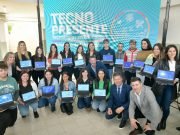 LA VICEGOBERNADORA MYRIAN PRUNOTTO, ENTREGÓ 491 NETBOOKS EN EL MARCO DEL PROGRAMA TECNO PRESENTE EN BELL VILLE.