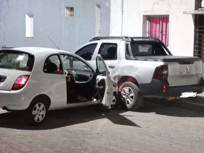 CHOQUE TRIPLE CON LESIONADOS EN B° VILLA MOYANO.