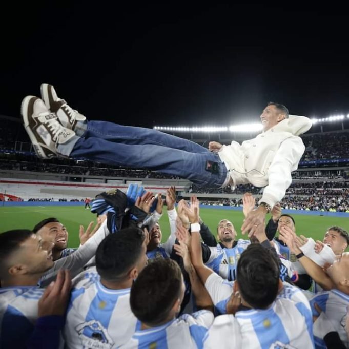 EMOTIVA DESPEDIDA PARA DI MARÍA: “AHORA VOY A SER UN HINCHA MÁS”.
