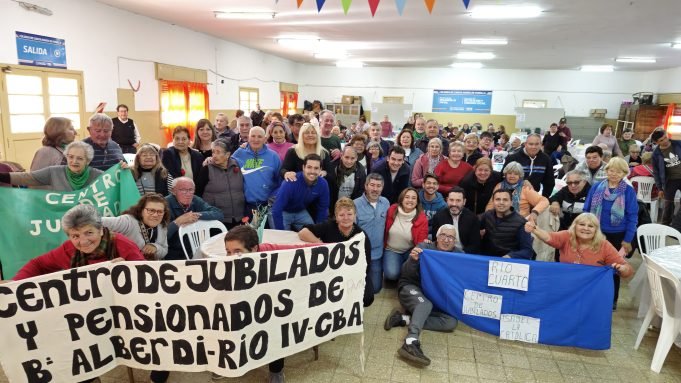 LA VICEGOBERNADORA MYRIAN PRUNOTTO ACOMPAÑÓ A ADULTOS MAYORES DE RÍO CUARTO EN LA COLONIA DE SANTA MARÍA DE PUNILLA.