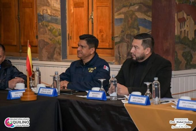 EDER PÉREZ ENTRE LOS 50 MIEMBROS FUNDADORES DE LA COMUNIDAD NACIONAL DE SEGURIDAD DE LA RED DE INNOVACIÓN LOCAL.