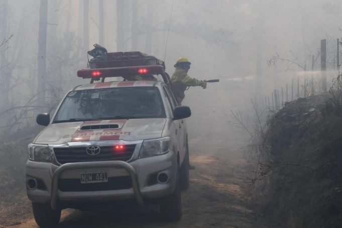 INCENDIO CONTENIDO EN EL VALLE DE PUNILLA Y RUTA 38 HABILITADA.