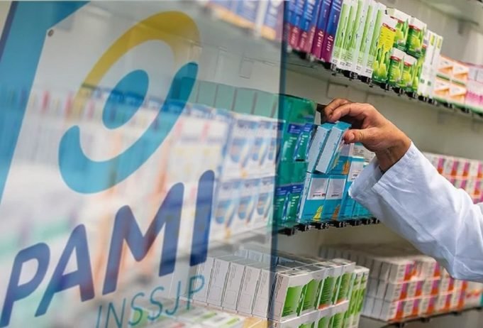 PAMI renovó su cartilla médica.