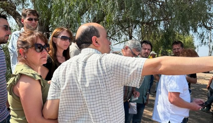 ANDREA NIEVAS RECORRIÓ EL PREDIO DONDE SE CONSTRUIRÁ EL EDIFICIO DE LA UNIVERSIDAD PROVINCIAL.