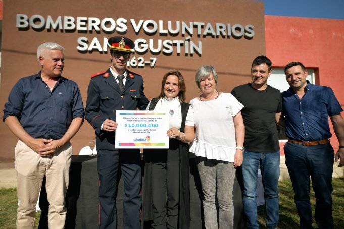 MYRIAN PRUNOTTO ENTREGÓ APORTES A BOMBEROS DE SAN AGUSTÍN Y ALCIRA GIGENA