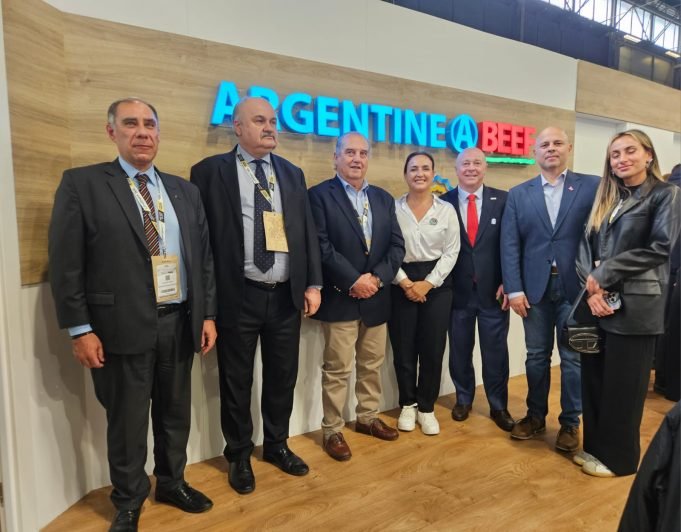 Intensa jornada cordobesa en la Sial de Paris.