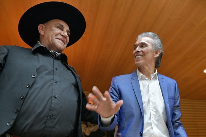 La Legislatura homenajeó a Jairo y al Chaqueño Palavecino.