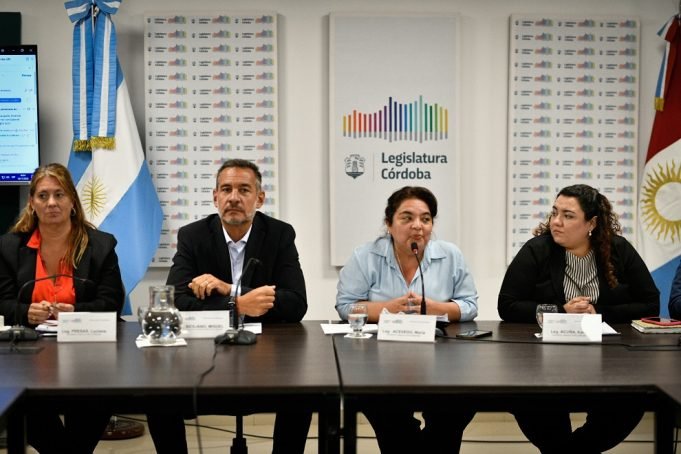 Legisladores de cuatro comisiones aprobaron un proyecto sobre “El Camino de Brochero”.