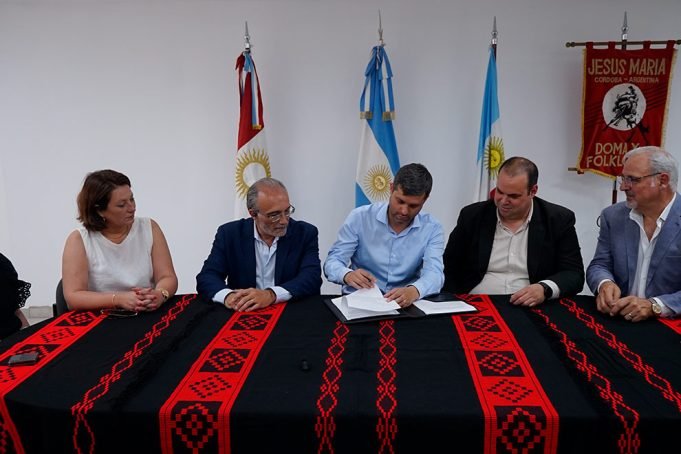 Espectáculos sostenibles: el biocombustible llega al Festival de Doma y Folklore de Jesús María.