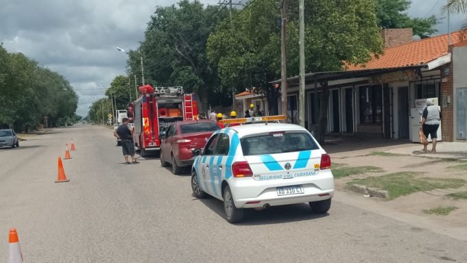 Deán Funes: incendio estructural en Av. Argentina.