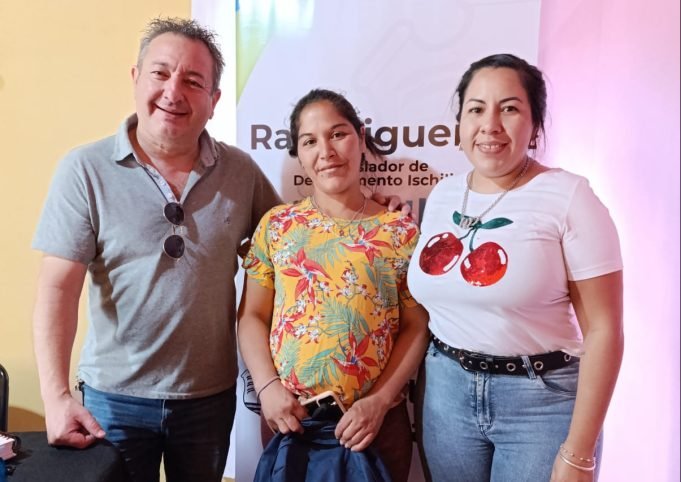 Oficina de Raúl Figueroa Trabajó en Olivares San Nicolás.