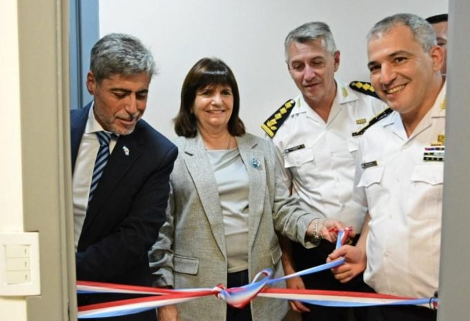 Bullrich y Quinteros inauguraron la sede de AmeriPol en Córdoba.