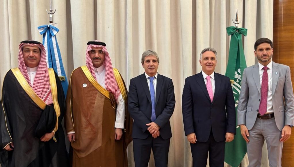 Córdoba, Santa Fe y la Nación firmaron los avales para el financiamiento del Acueducto Interprovincial.