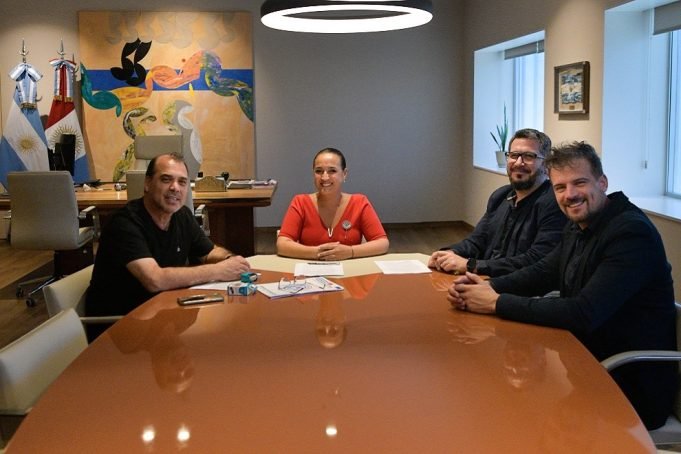 La Legislatura firmó el nuevo acuerdo salarial con el Sindicato de Empleados Legislativos.