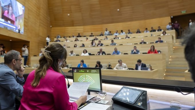 Legislatura: aprobaron en primera lectura el Presupuesto Provincial 2025.