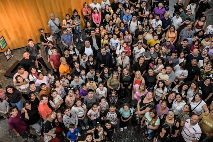 La Legislatura inauguró una muestra con obras hechas por niños y niñas.