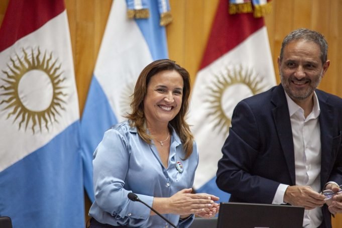 Punotto mediante X: La salud es prioridad.