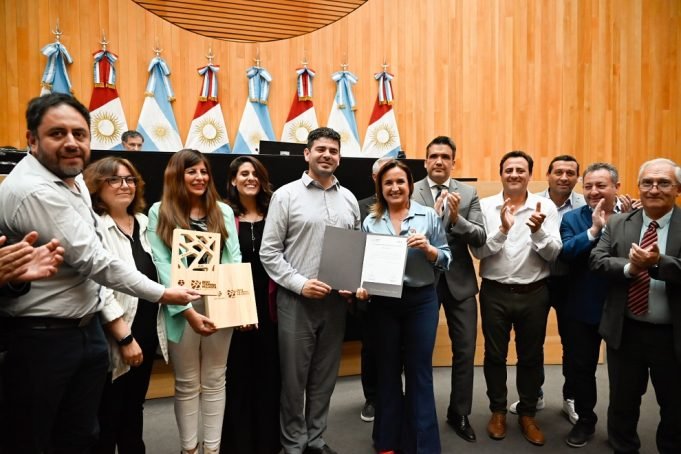 El pueblo más lindo del mundo: Villa Tulumba fue reconocida en la Legislatura.