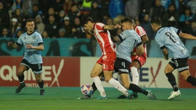 Belgrano e Instituto se enfrentan por la fecha 22 en una nueva edición del clásico en Alberdi.