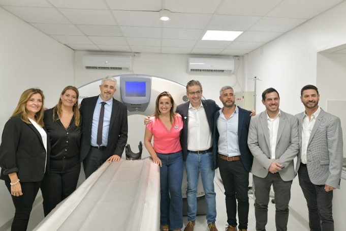 Myrian Prunotto presidió la inauguración del nuevo tomógrafo en el Hospital Vicente Agüero de Jesús María.