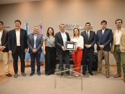 Reconocen al Sanatorio Allende por acreditar estándares internacionales en calidad de atención.