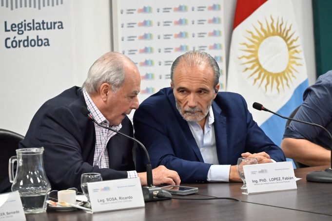 Infraestructura y Servicios Públicos: el ministro Fabián López presentó el presupuesto para 2025.