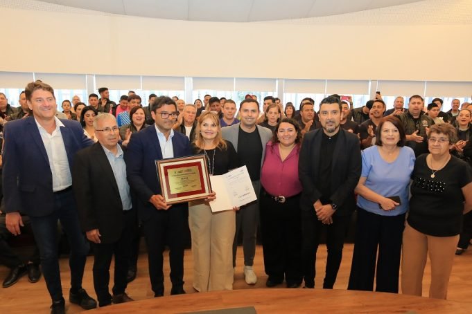 La Legislatura reconoció al gremio Suvico en su 50° aniversario.