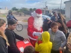 Víspera de Navidad: Comienza el recorrido de Papá Noel por los Barrios de la Ciudad.