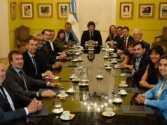 Acercamiento: Milei recibió a los diputados radicales expulsados.