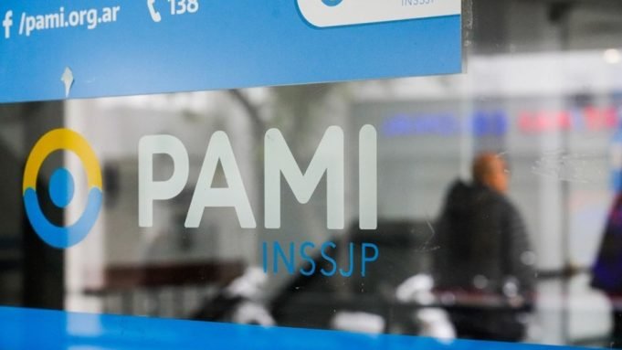 ¿Qué afiliados no necesitan hacer el trámite para obtener medicación gratuita de PAMI?