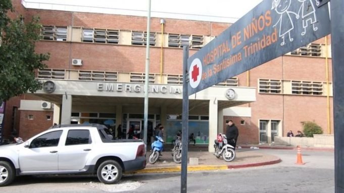 Internaron a un nene de 9 años al que le explotó pirotecnia en el rostro.