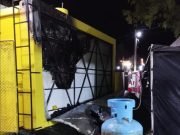 Se prendió fuego un food truck en las afueras del festival de Jesús María.
