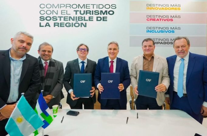 En Madrid, Llaryora firmó un importante convenio para continuar impulsando el desarrollo turístico de la provincia.