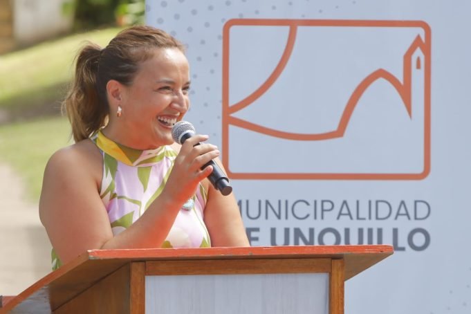 Prunotto en Unquillo: “No se puede gobernar la provincia sentados desde un escritorio en la Capital”.