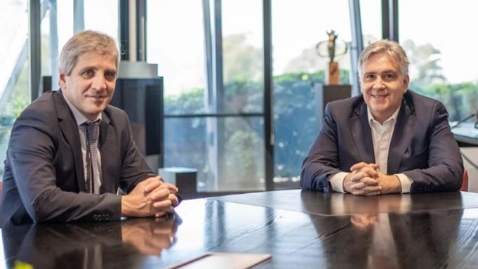Llaryora celebró la reducción de las retenciones al sector agropecuario.