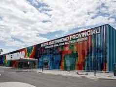 Valentina es la primera bebé nacida en 2025 en el sistema público provincial.
