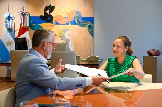 La Legislatura y la Caja de Jubilaciones firmaron un acuerdo de colaboración.