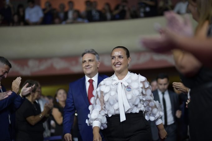 El gobernador Martín Llaryora inauguró el 147° período de sesiones legislativas en Deán Funes.