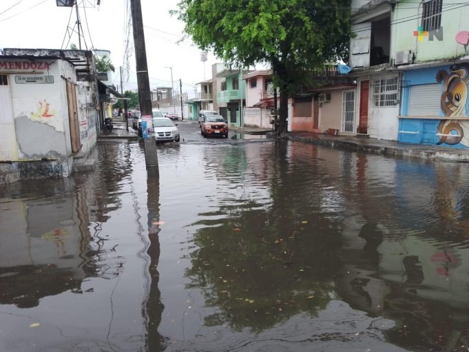 Alerta por fuertes lluvias en Córdoba: se esperan acumulados de hasta 200 mm en el centro, norte y zonas serranas.