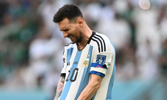 Lionel Messi no estará presente ante Uruguay y Brasil por lesión.