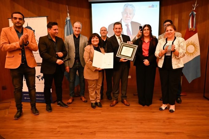 La Legislatura reconoció al Congreso de Parlamento y Fe en Córdoba.