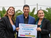 Prunotto participó de la apertura de la Feria del Libro de Estación Juárez Celman.