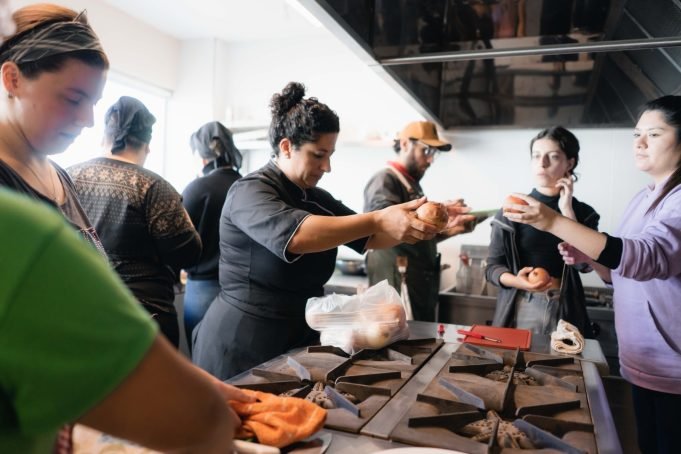 Curso de Cocina 2025: desde hoy comienzan las inscripciones en Deán Funes.