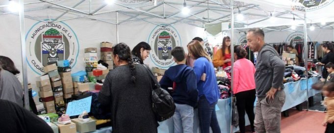 Gran éxito en la primera Expo Outlet de Deán Funes.