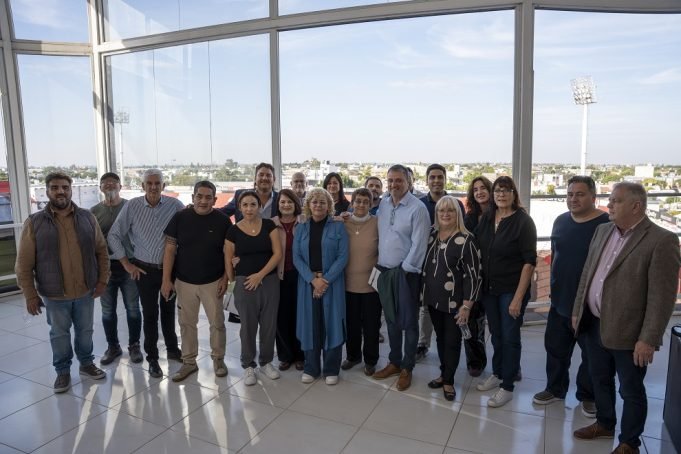 Legisladores conocieron los espacios inclusivos que ofrece el Club Instituto.