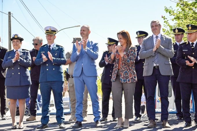 Tránsito: Prunotto presidió la ceremonia en homenaje a los héroes de Malvinas.