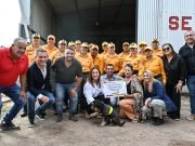 Prunotto entregó un aporte provincial de $20 millones al cuartel de Bomberos Voluntarios de Sebastián Elcano.