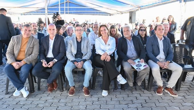 Myrian Prunotto acompañó el lanzamiento del Parque Solar Cemdo 1 en Villa Dolores.