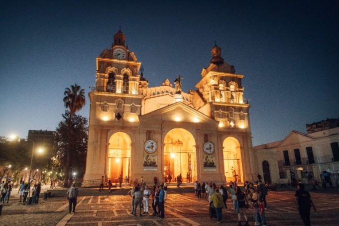 Córdoba se prepara con buenas expectativas: las reservas promedio para el fin de semana de Pascua están en un 70%.